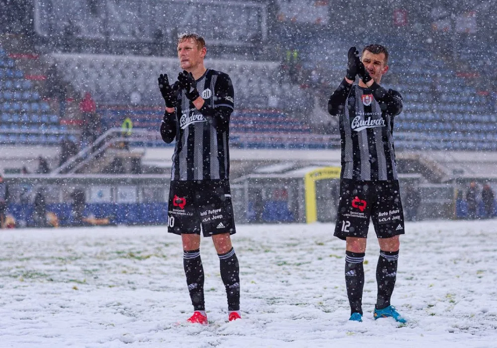 Pohárové utkání Dynama s Hradcem Králové se odkládá kvůli sněhu