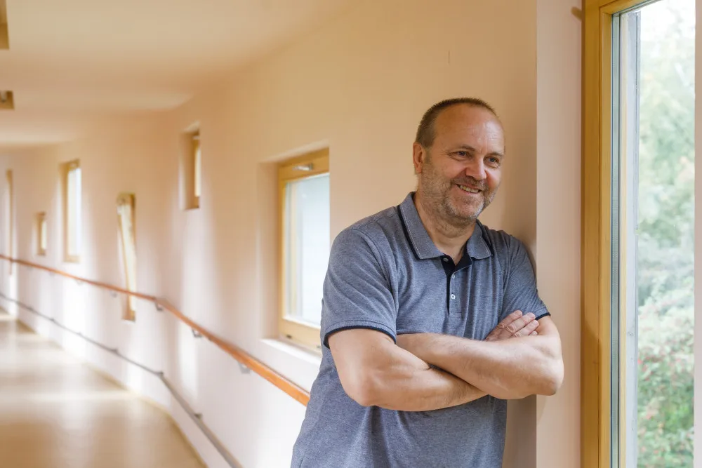 Dlouholetý člen Dobrovolnického centra Diecézní charity České Budějovice Vladislav Štrejn se stal jedním z devíti oceněných, kteří si v Katedrále sv. Víta, Václava a Vojtěcha v Praze převzali Cenu Charity za rok 2022.