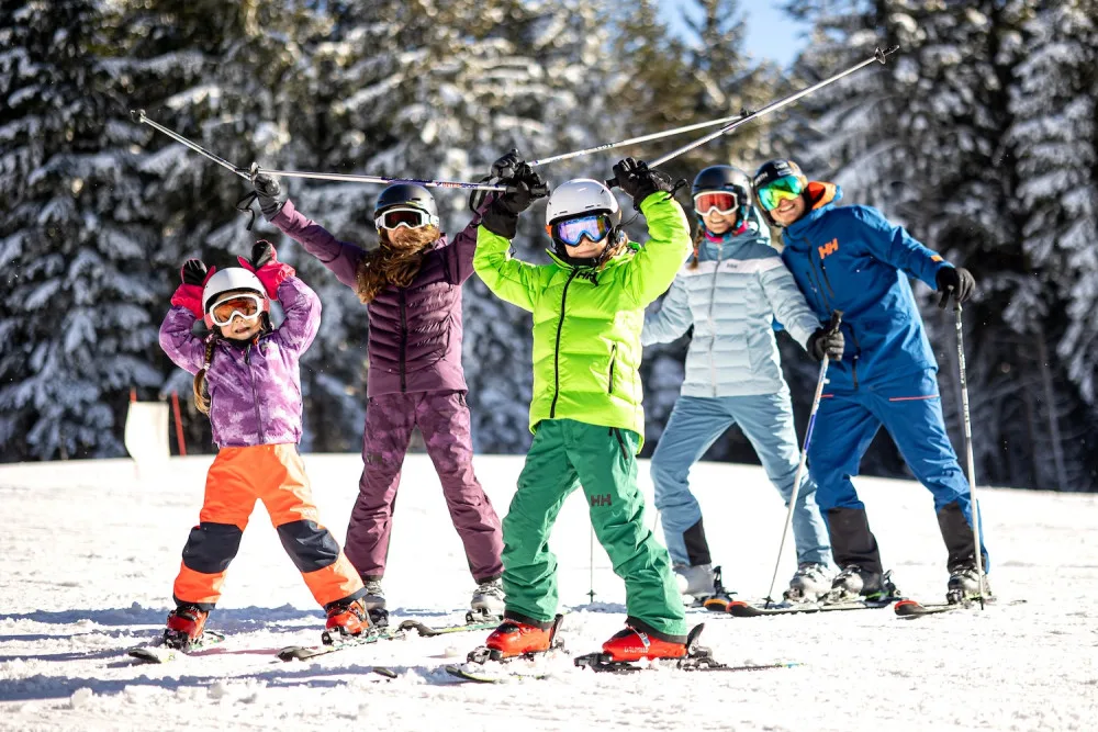 Hurá na sjezdovku. Skiareál Lipno startuje zimní sezónu