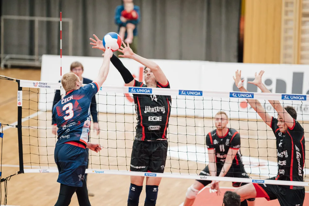 Jihostroj podlehl Lvům v tie-breaku a domácí neporazitelnost končí
