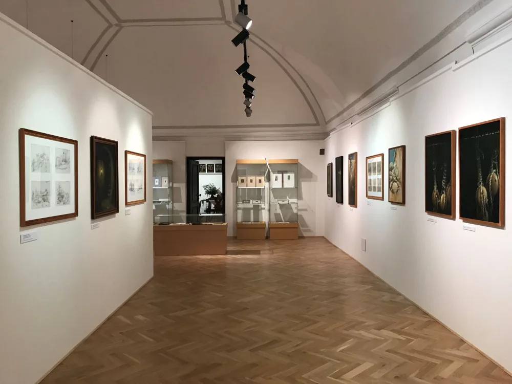 Restaurátorka Věra Šlechtová vystavuje v Regionálním muzeu v Českém Krumlově