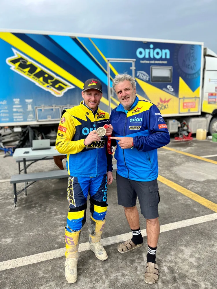 Budějčák Michek dokončil legendární Dakar na jedenácté místě. Je to něco výjimečného, raduje se