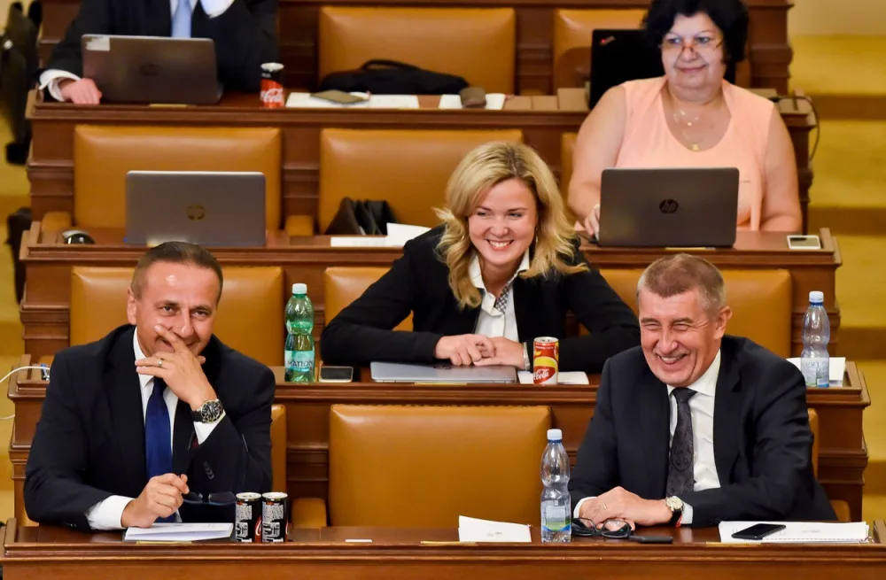 Roman Kubíček a Andrej Babiš. V posledním volebním období dva poslanci s naprosto rozdílnou účastí na hlasováních.
