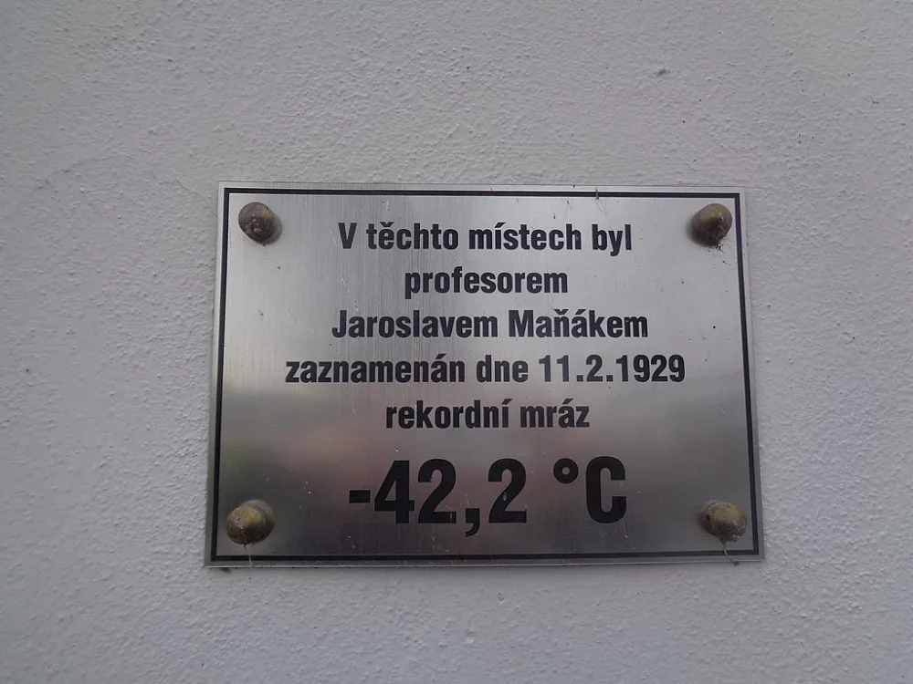 Rekordní mráz v Česku nebyl překonán už 92 let. Amatérský meteorolog tehdy naměřil 42 stupňů pod nulou.