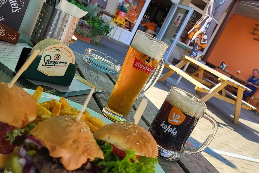 Vesnická restaurace na Táborsku dluží za energie, zkrátila i otevírací dobu