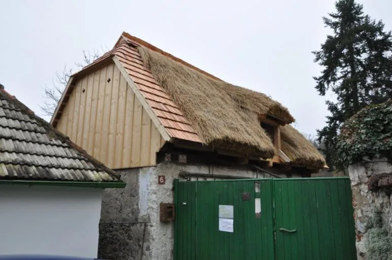 Špýchar v areálu usedlosti č.p.6 - Myštice