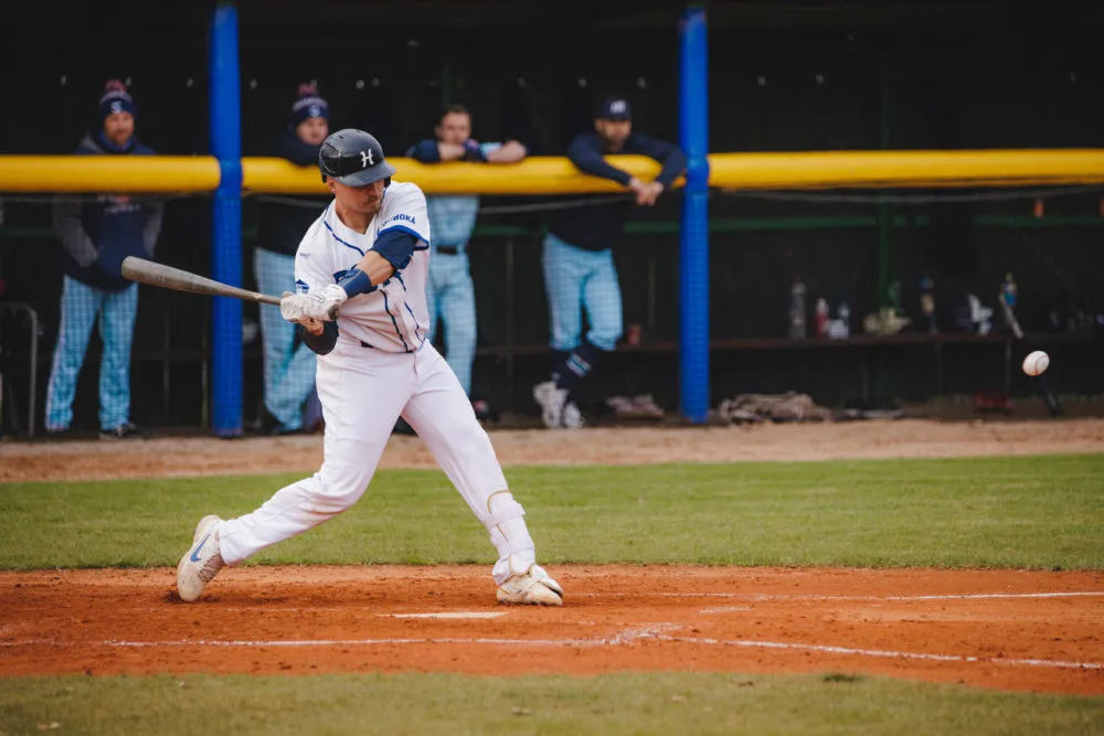 Sokol Hluboká přišel v domácí premiéře o bod v samotném závěru. Mužík má osmdesátý extraligový homerun