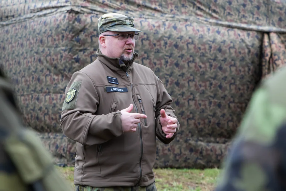 Ze záložní jednotky už za rok k profesionální armádě. Ve strakonické jednotce běžný scénář