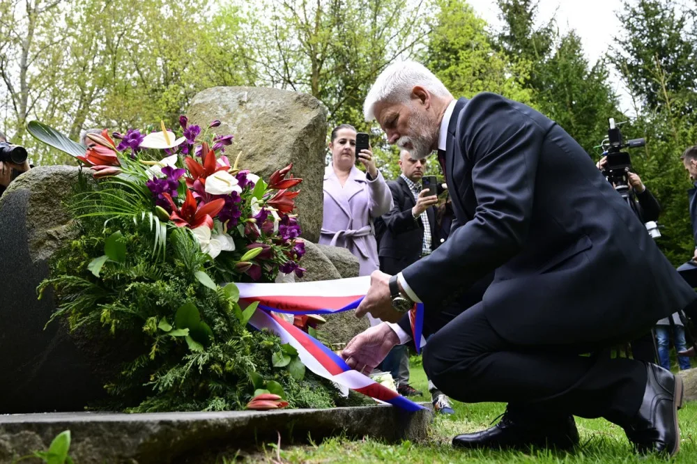 Prezident v Letech: Odkup vepřína byl nedůstojný, je třeba přiznat díl viny