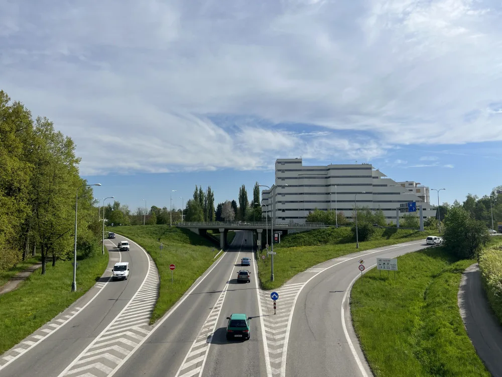 Příjezd do Českých Budějovic ve směru od Rakouska. Foto: Elmira Talířová