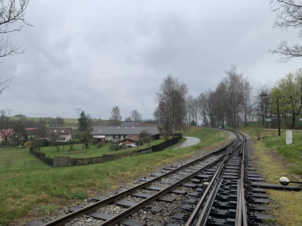Soud a věřitelé rozhodnou, jak řešit úpadek firmy, která provozovala úzkokolejku