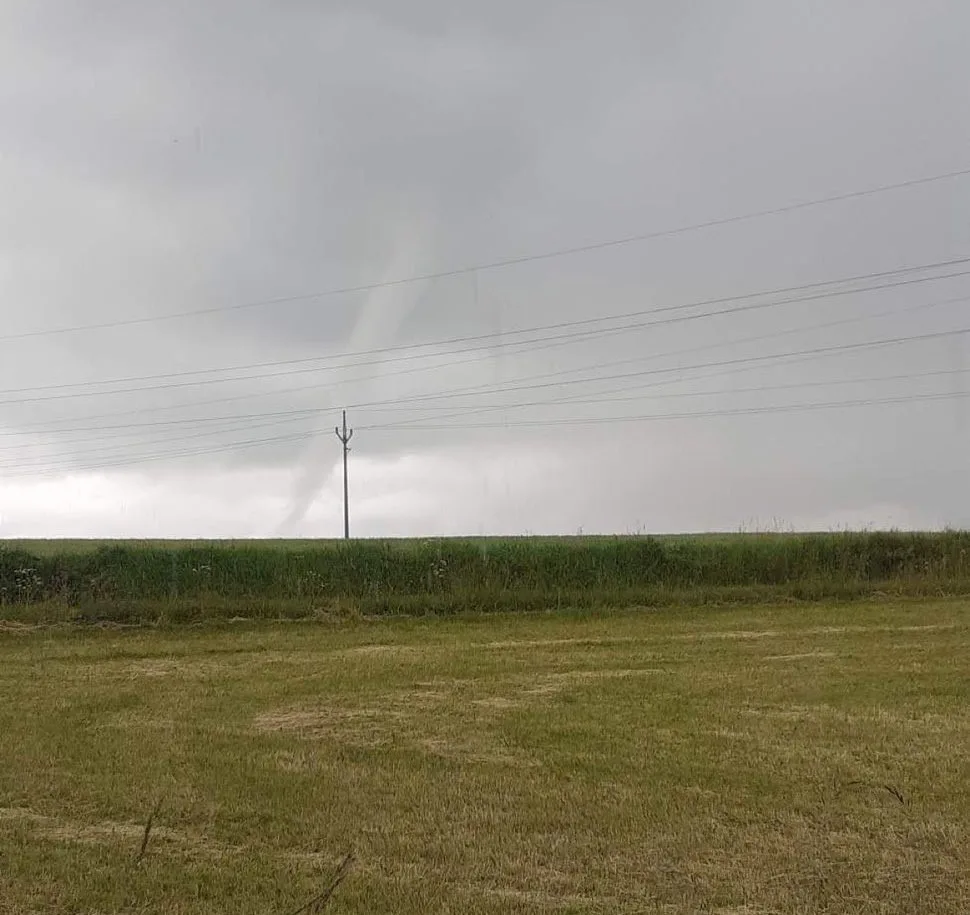 Meteorologové zachytili na Písecku trombu. Prověřují, zda šlo o tornádo