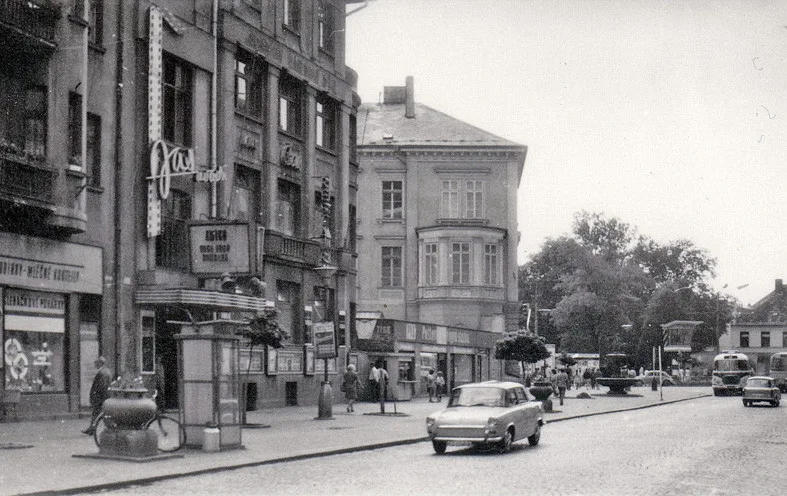 České Budějovice objektivem Milana Bindera a perem Martina Maršíka: Kino Jas na Lannovce