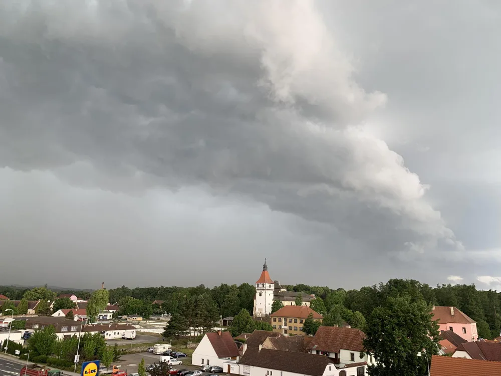 Tak to dnes odpoledne vypadlo v Blatné. Foto: Iveta Myslivcová