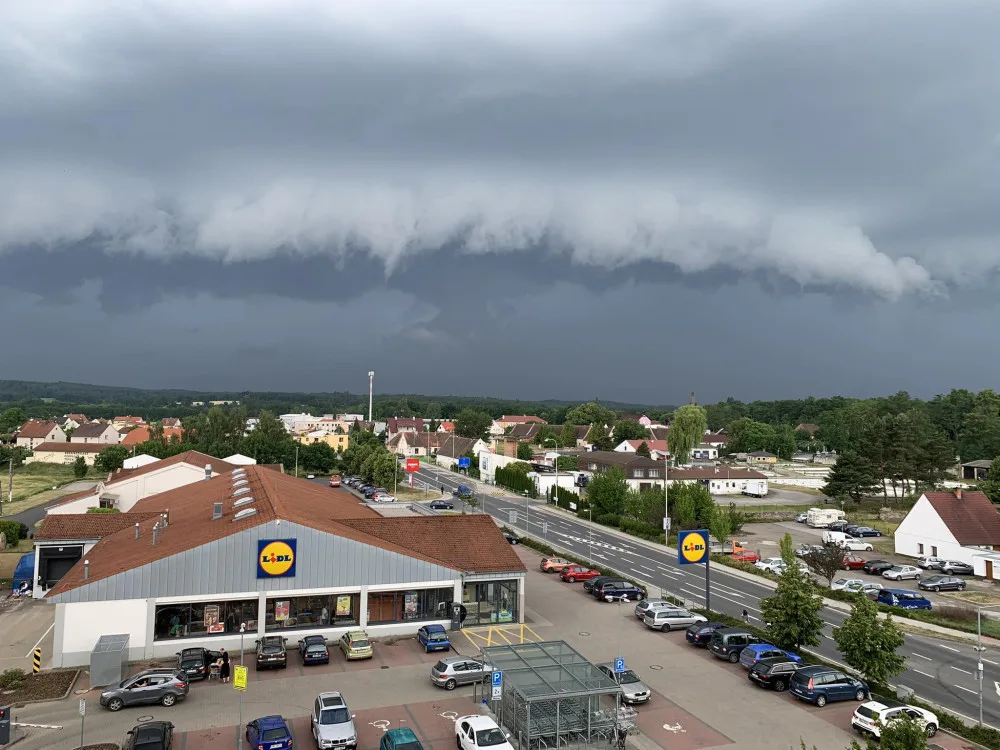 Tak to dnes odpoledne vypadlo v Blatné. Foto: Iveta Myslivcová