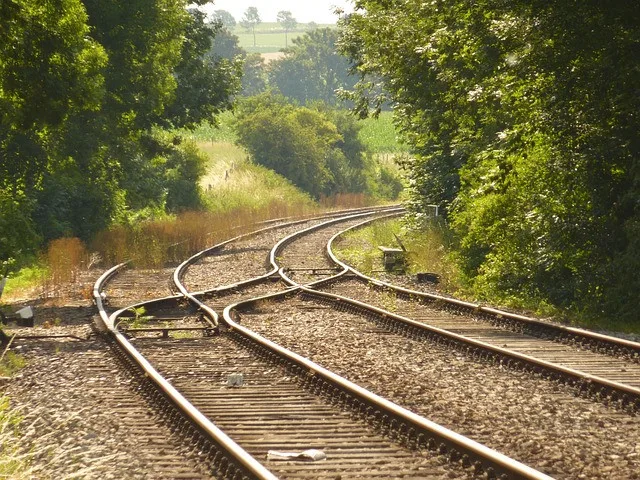 railway-line-gfc38cc1ae_640
