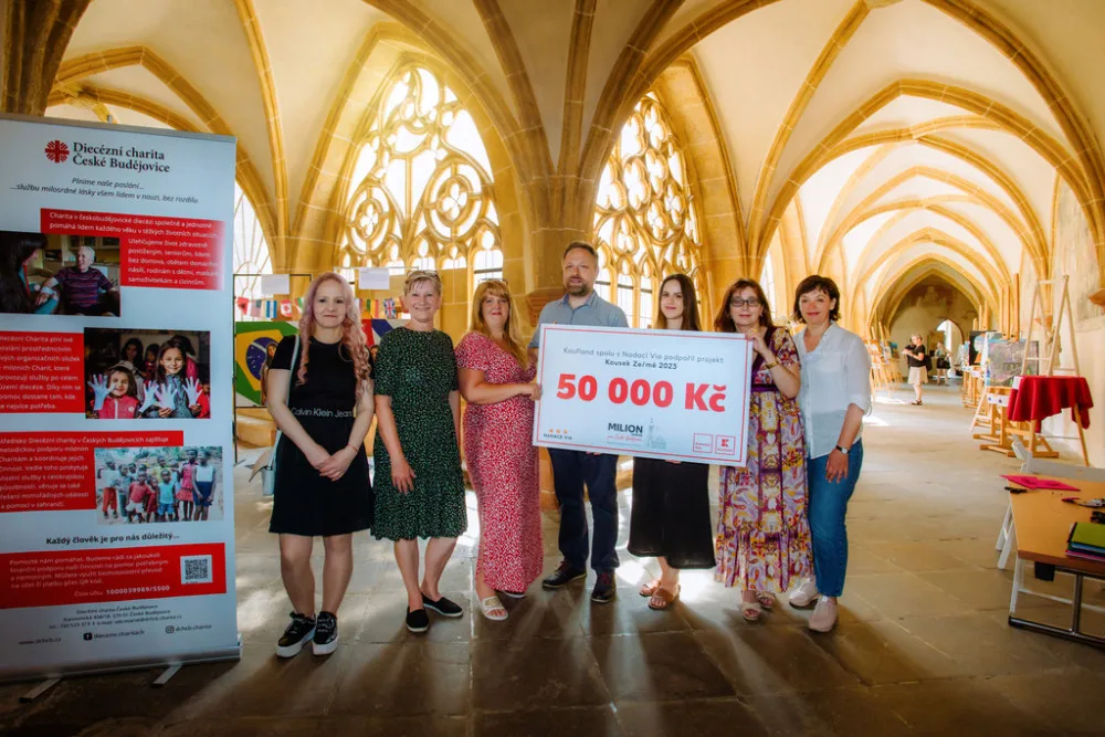 Sousedské slavnosti či Šije celé město. Kaufland podpořil komunitní projekty v Budějovicích