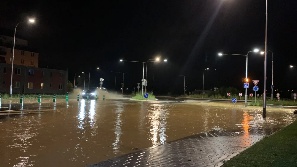 Sídliště Máj krátce po 21. hodině. Foto: Jakub Bartoš