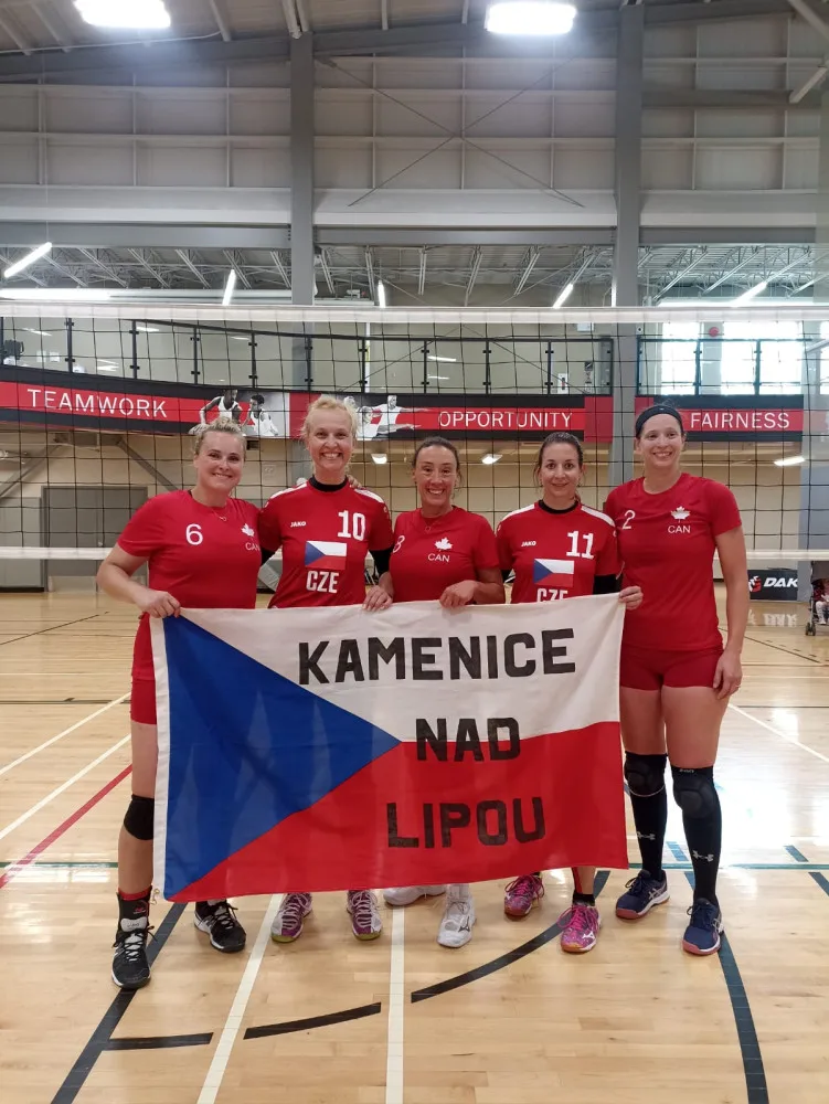 Jihočeské hasiče reprezentovali tři zástupci včetně obhájkyň zlatých medailí z loňského ročníku - Venduly Matějů a Šárky Návratové.