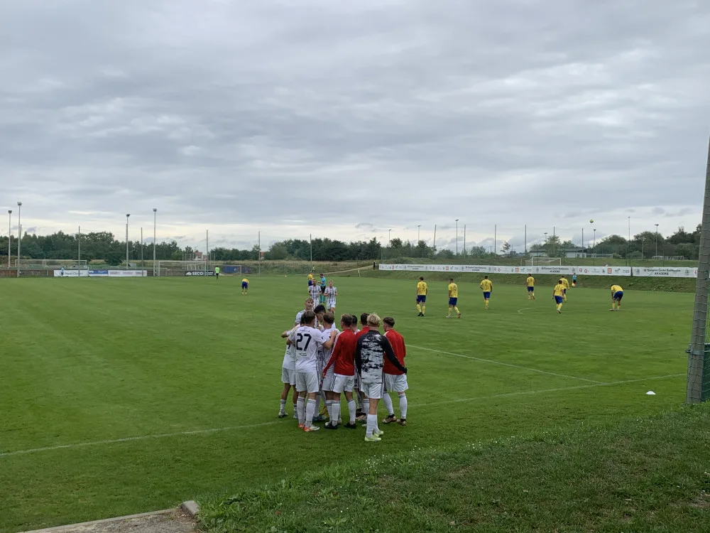 Rezerva Dynama doma porazila Písek 4:1.