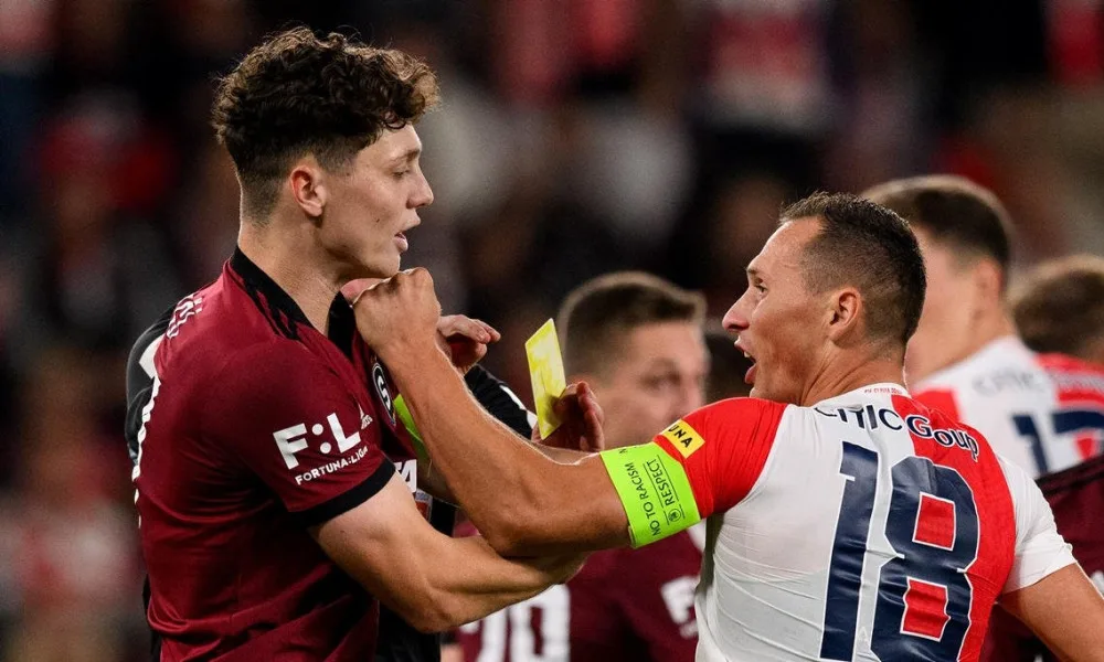KOMENTÁŘ: Derby? Dva kroky zpět pro český fotbal