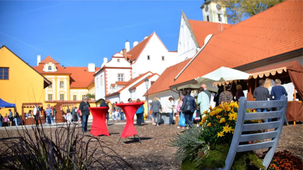 Hody s plody podzimu - tradiční podzimní slavnosti v Klášteře Borovany se konají v sobotu 7. října