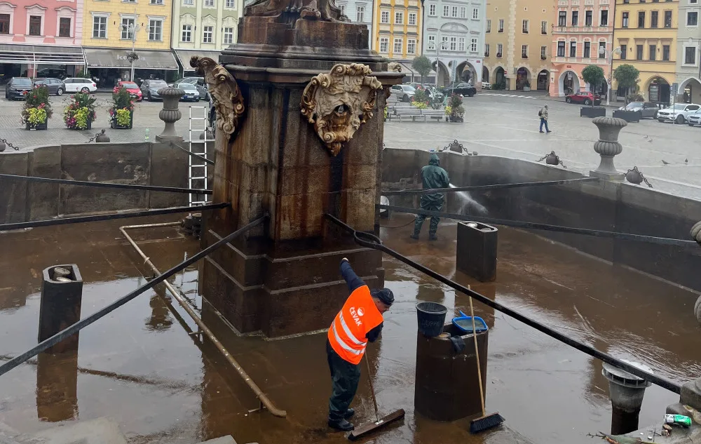 Kašnu na náměstí zazimují. Ještě předtím ji čekají restaurátorské práce