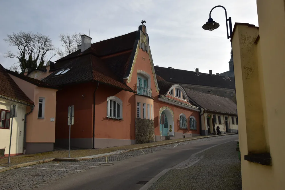 Novou kulturní památkou na jihu Čech je Ledererova vila v Jindřichově Hradci