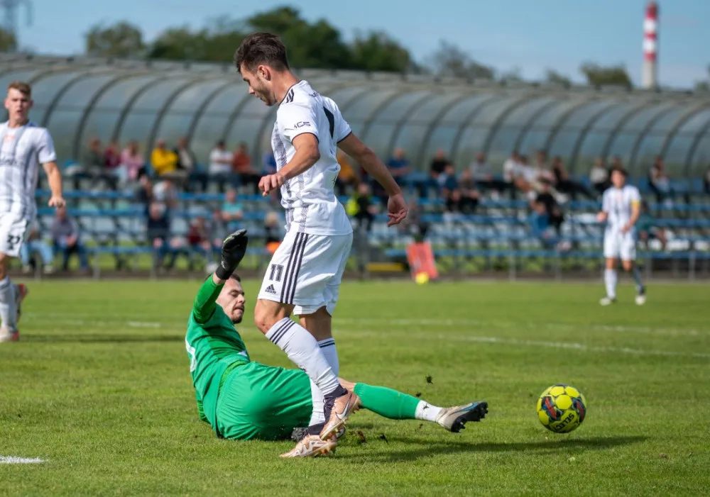 Rezerva Dynama uhrála bod se Slavií. Táborsko drží třetí místo