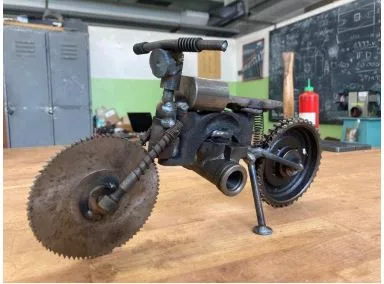 Holky a technika - SPŠ Dukelská toto spojení sedí