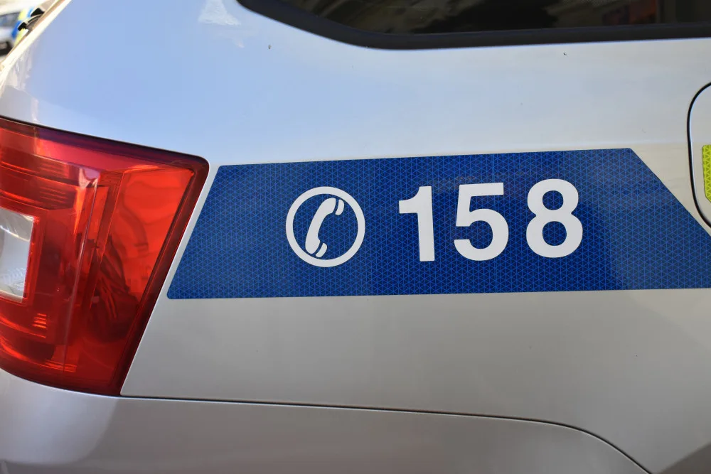 Na Jindřichohradecku se čelně srazila dvě auta. Na místě je několik zraněných