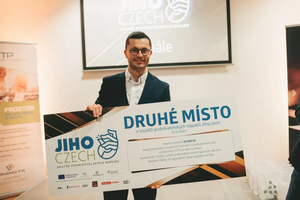 Finále 6. ročníku soutěže Jihoczech ovládl Eduard Čeněk se svým projektem inteligentních řídících systémů