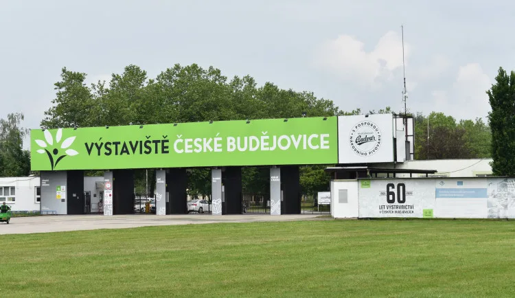 Budějovické výstaviště podepíše s krajem smlouvu na stavbu haly pro míčové