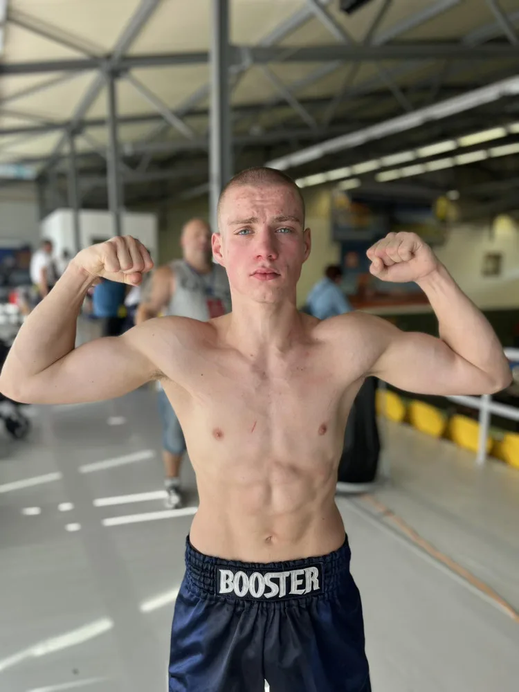 Mladý zápasník z Budějc má za sebou úspěšný rok. Stal se juniorským mistrem republiky v kickboxu