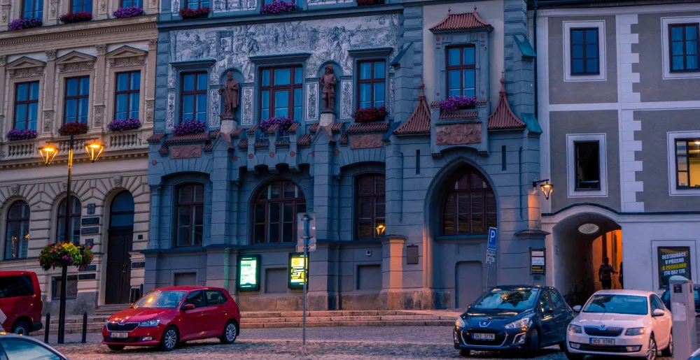 V Prachaticích bude možné od ledna platit za parkování i kartou či přes mobil