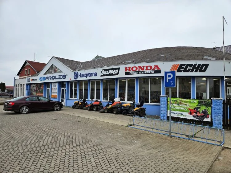 Tráva nepočká