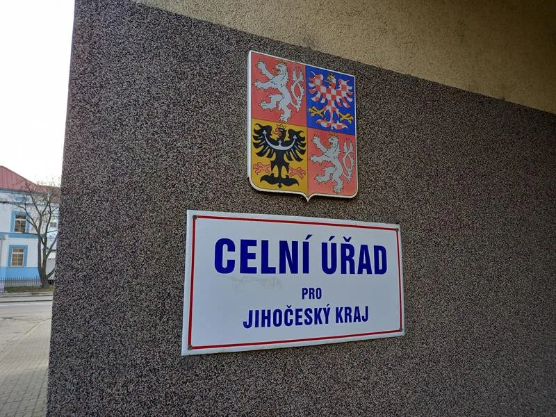 Jihočeští celníci zjistili 717 případů, kdy majitel auta neuhradil pokutu