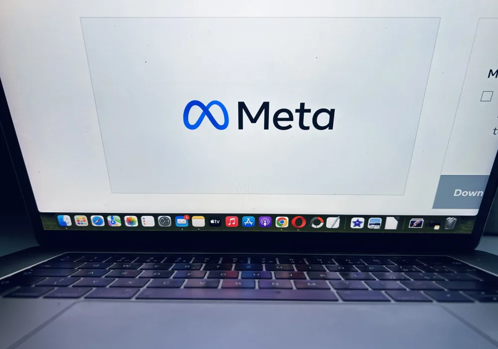 Uživatelé po celém světě se potýkají s výpadkem služeb firmy Meta