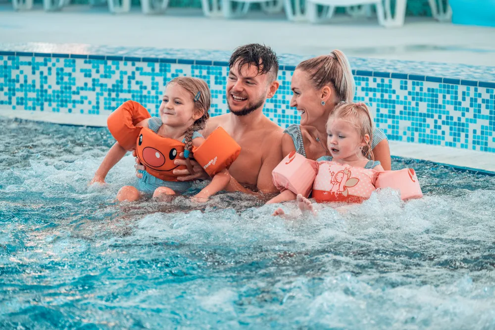 Wellness Hotel Frymburk. Aquapark plný rodinné zábavy