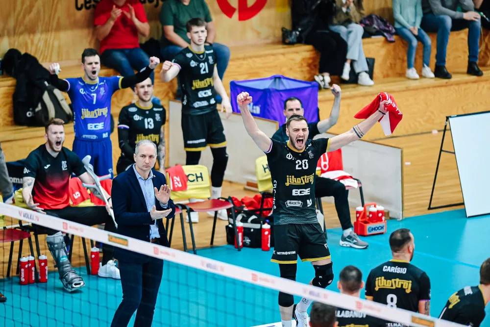Jihostroj urval infarktový první zápas v tie-breaku