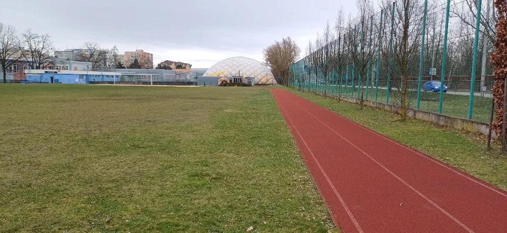 Město veřejnosti zdarma zpřístupní některá hřiště u základních škol