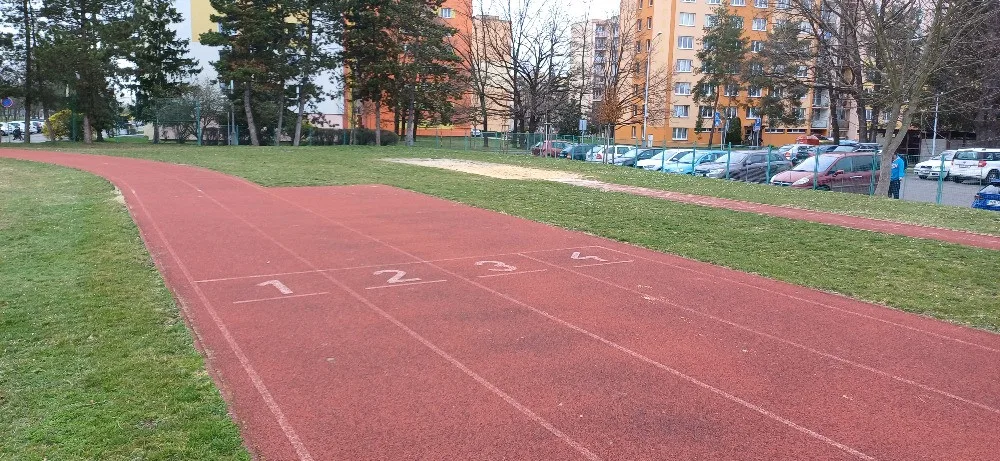 Město veřejnosti zdarma zpřístupní některá hřiště u základních škol