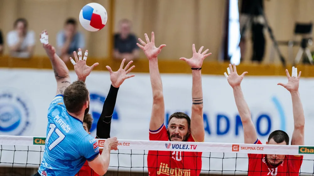 Kladenští volejbalisté porazili Jihostroj 3:0 a vynutili si čtvrté semifinále