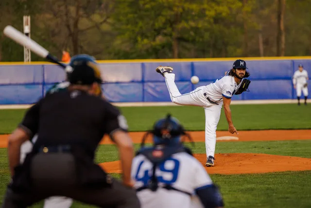 Baseballová Extraliga odstartovala a Sokol Hluboká si z prvního víkendu odnáší shodné skóre 1:1 na zápasy proti Eagles Praha. O víkendu nastoupí proti úřadujícím mistrům z Brna.