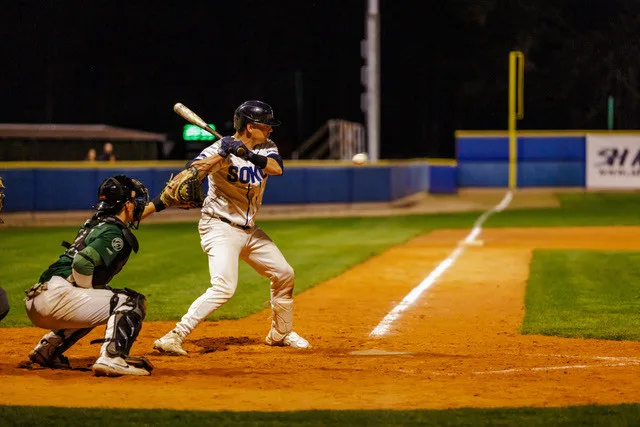 Baseballová Extraliga odstartovala a Sokol Hluboká si z prvního víkendu odnáší shodné skóre 1:1 na zápasy proti Eagles Praha. O víkendu nastoupí proti úřadujícím mistrům z Brna.
