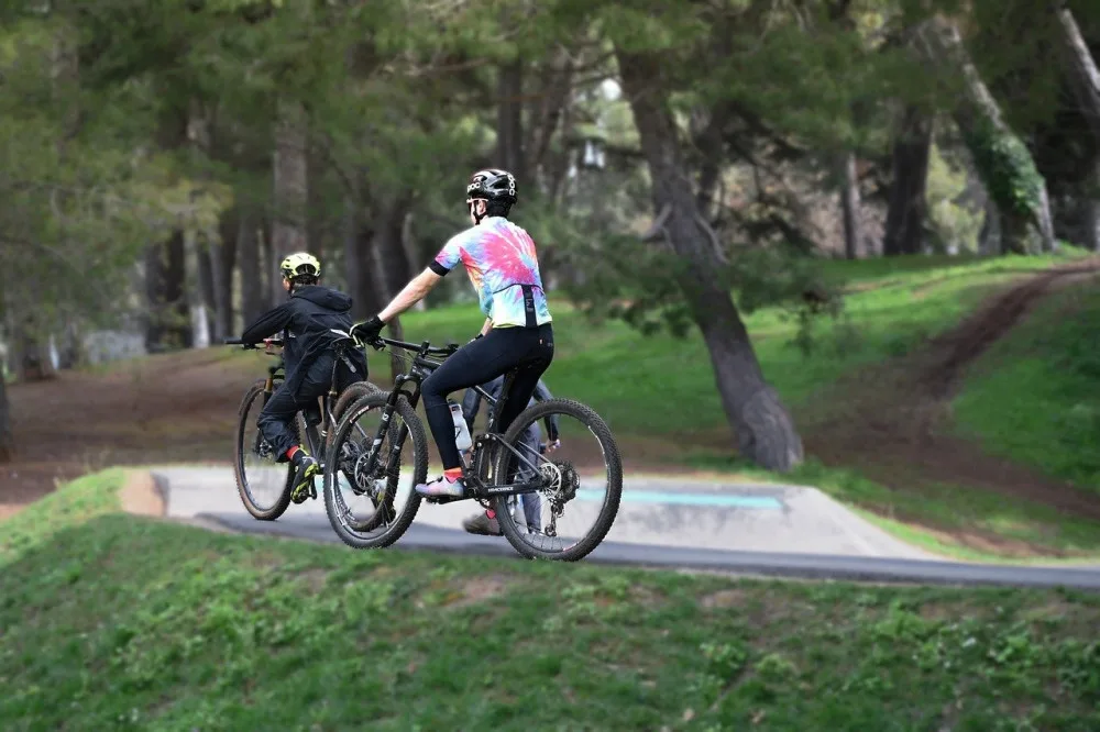 Přes 70 procent cyklistů usmrcených při loňských nehodách nemělo helmu