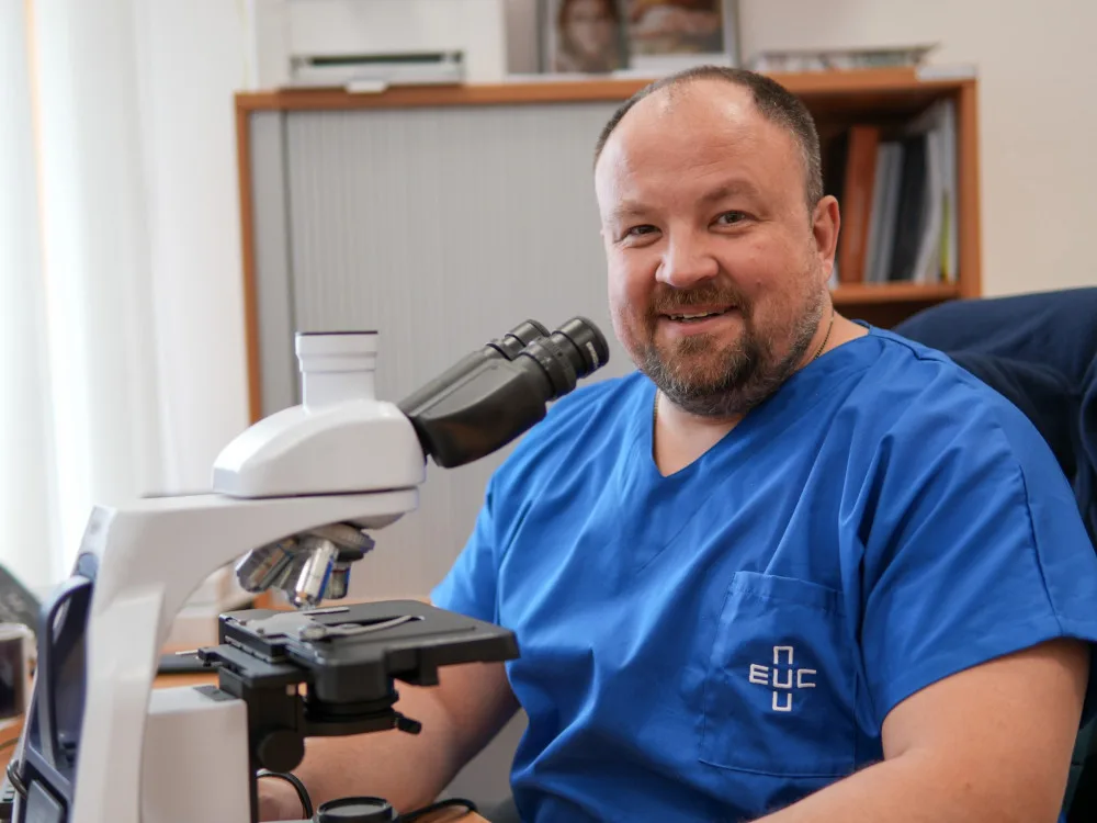 Chtěl jsem působit v oboru, kde jde výzkum dopředu, říká MUDr. Vít Martin Matějka, klinický onkolog z EUC Kliniky Plzeň