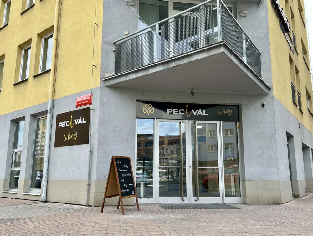 PECiVÁL U Perly. tady rozhodně najdete kvalitu, tradici a svěží novinky