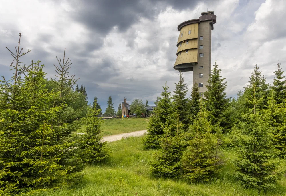 Národní park Šumava zavedl kvůli bezpečnosti nové opatření proti bezohledným návštěvníkům