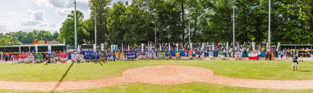 Na Hlubokou přijíždí na čtyři sta hráčů z devíti zemí: Začíná největší evropský turnaj desetiletých baseballistů SuperCup